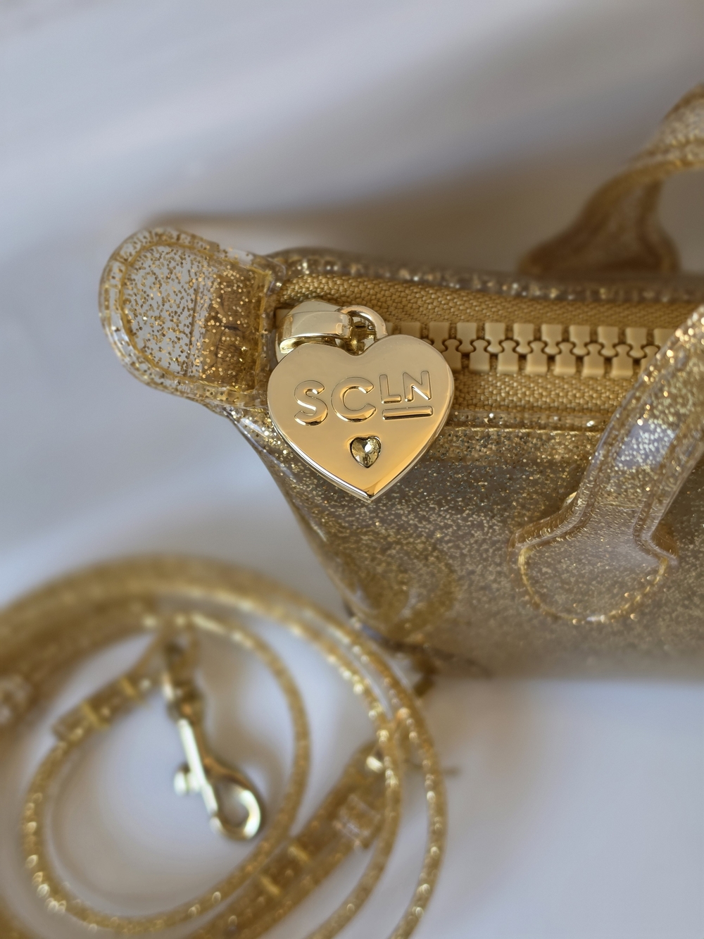 Gold Jelly Pouchette - Picture 4 of 12